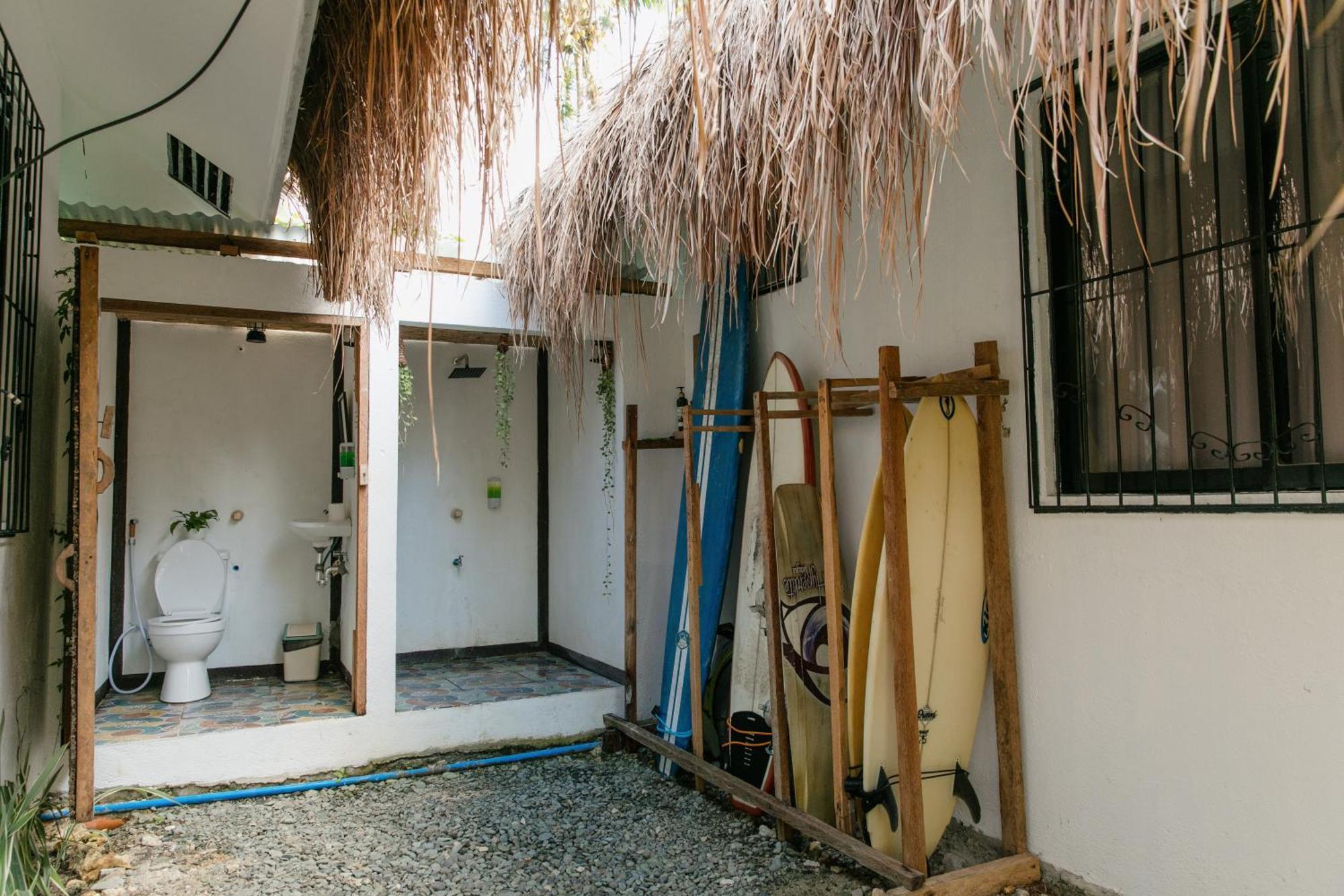 Ozen Freediving Hostel General Luna  Dış mekan fotoğraf