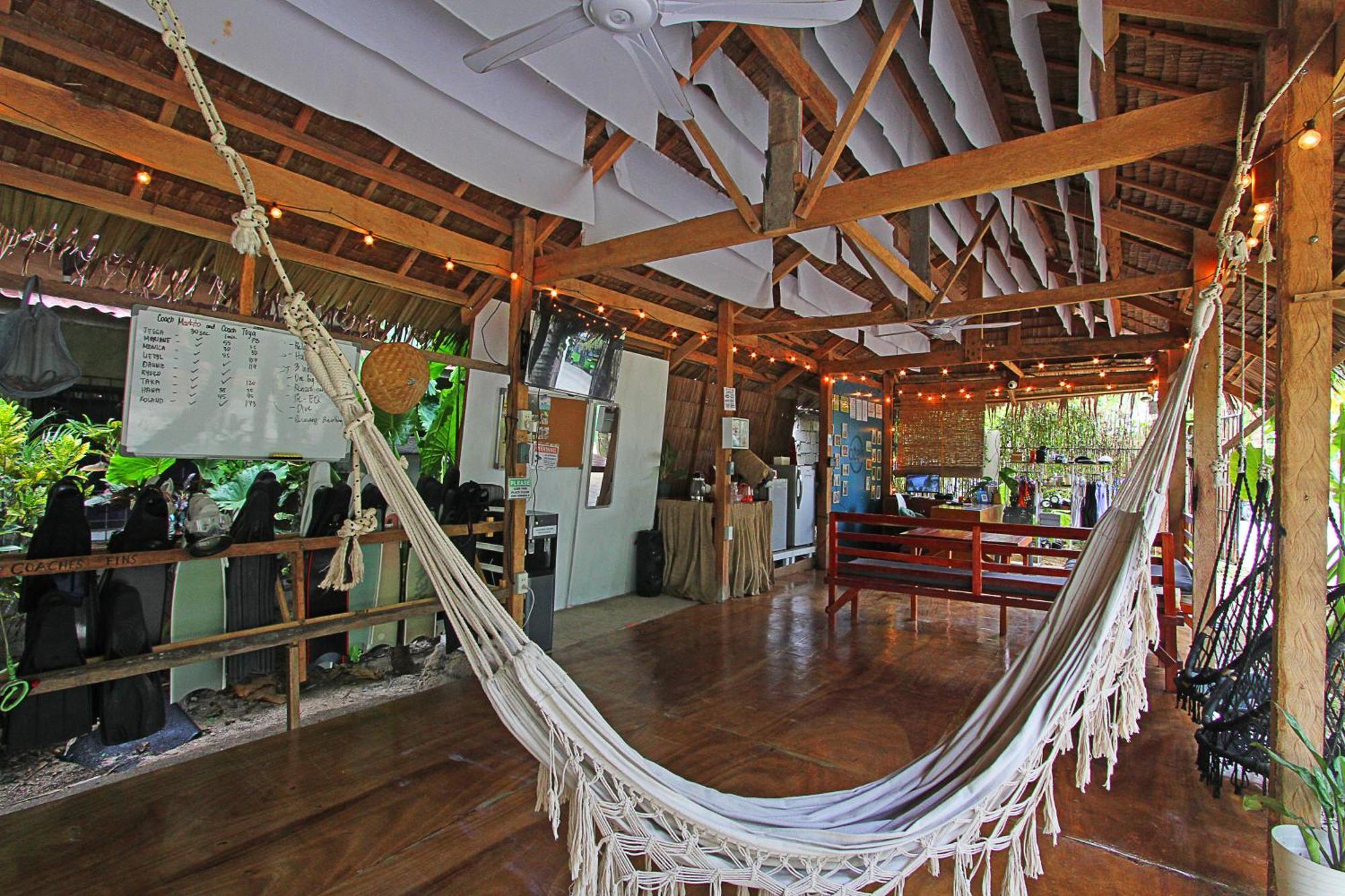 Ozen Freediving Hostel General Luna  Dış mekan fotoğraf